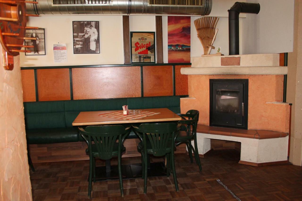 Gasthof-Cafe-Risano Haslach an der Muhl Экстерьер фото